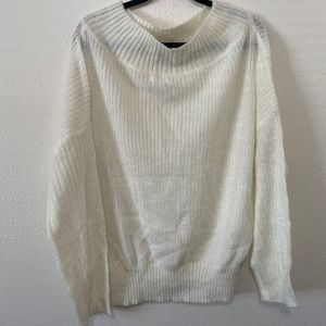 White/Cream Light Sweater